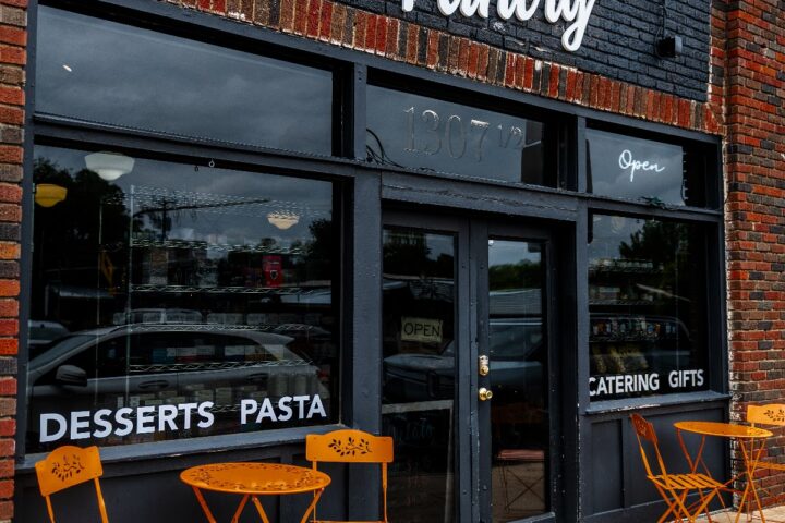 Ari’s Pantry – North Oak Cliff