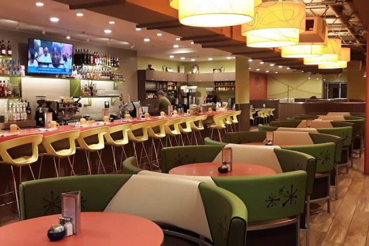Snooze, an A.M. Eatery